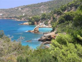 Alonissos - zátoka Tourkoneri Bay