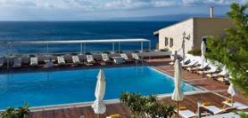 Ostrov Skiathos a hotel Atrium s bazénem