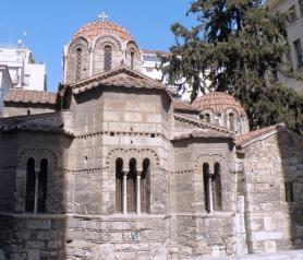 Athény - byzantský kostel Kapnikaréa