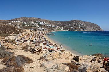 Jedna z pláží na ostrově Mykonos