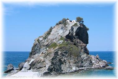 Část ostrova Skopelos