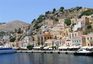 Město Symi na ostrově Symi