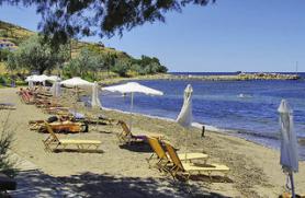 Ostrov Lesbos a hotel Alma Beach s pláží
