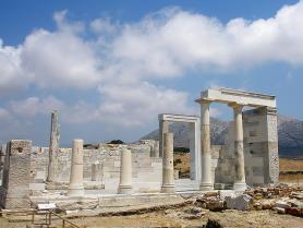 Ostrov Naxos a ruiny antického chrámu